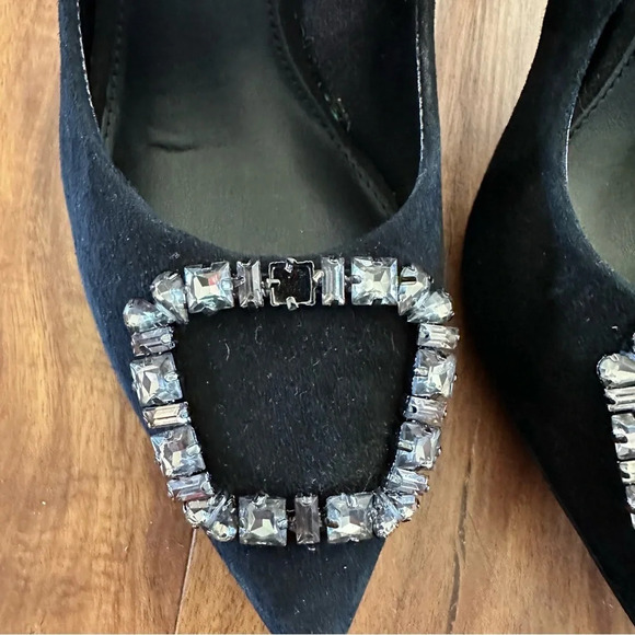 Sam Edelman Suede Harriett Beaded Buckle Pumps Size: 5.5 - Picture 2 of 6